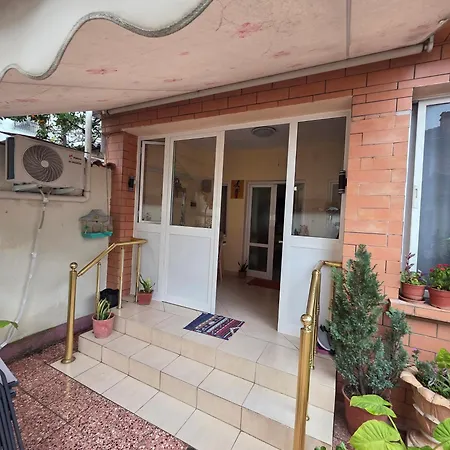 Daire House 75 Tiran